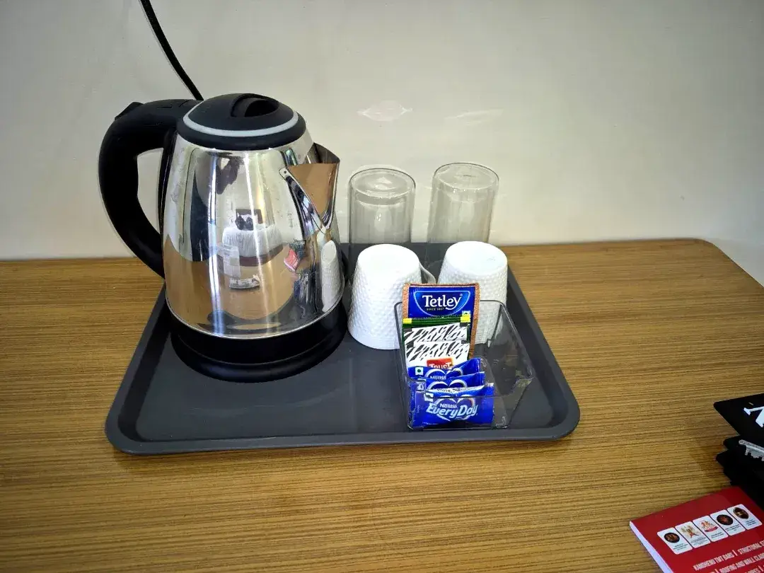 Tea & coffee tray